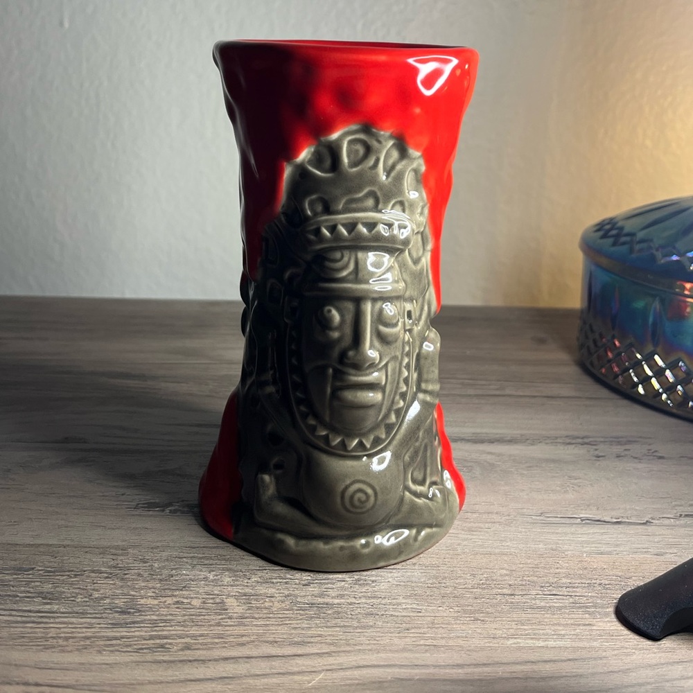 Disney Trader Sams Krakatoa 4th Edition Grog Grotto Tiki Mug